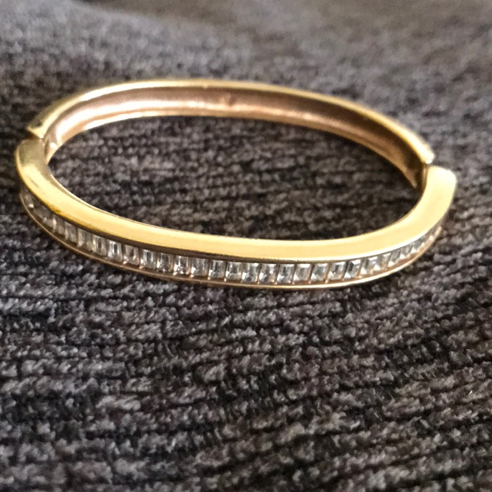 Swarovski signed bangle style bracelet